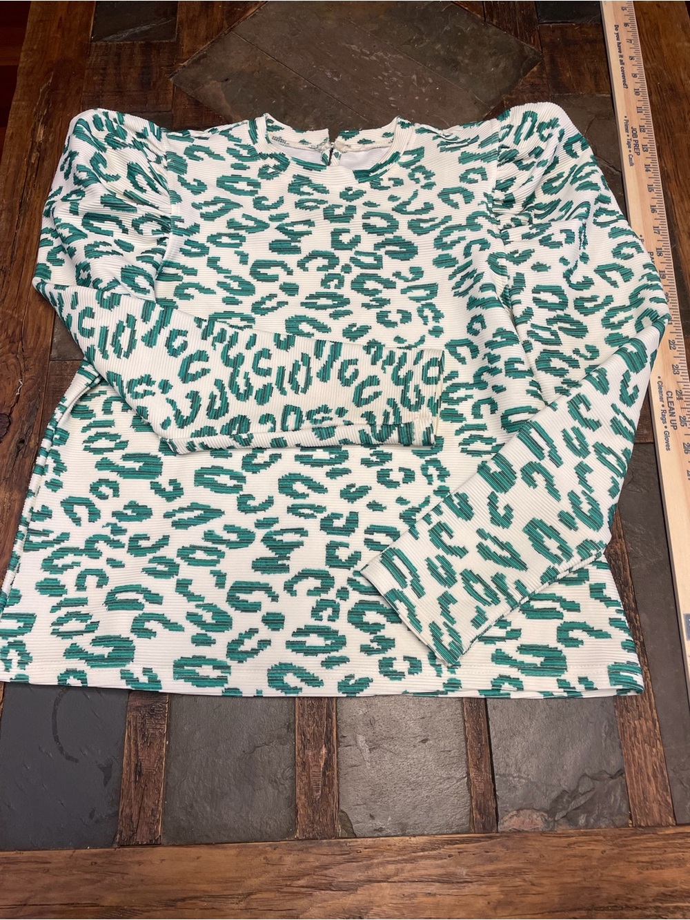 Green Leopard Print Ribbed Long Sleeve Top With Puffy Sleeves